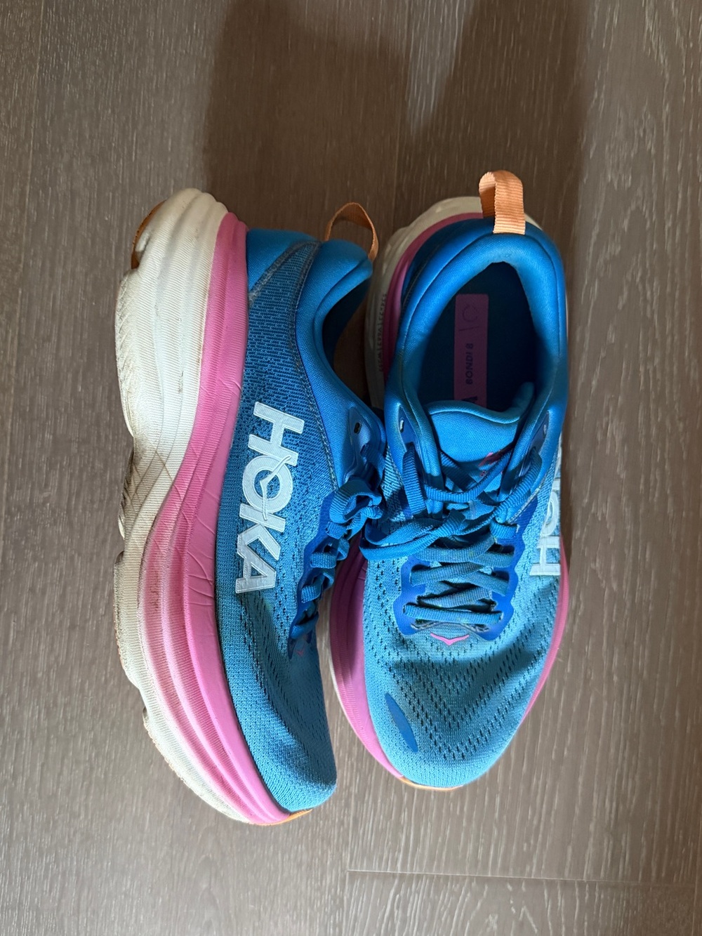 Hoka Bondi